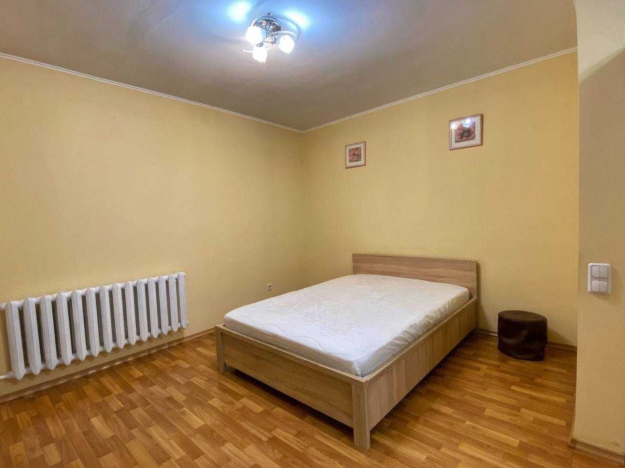 Продам укомплековану 2 кімнатну кв-ру на вул. Висоцького !