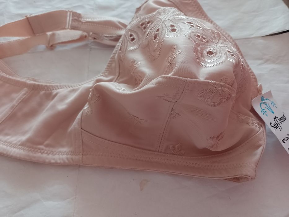 Бюстгальтер новий кофейний, розмір  110 (DD)