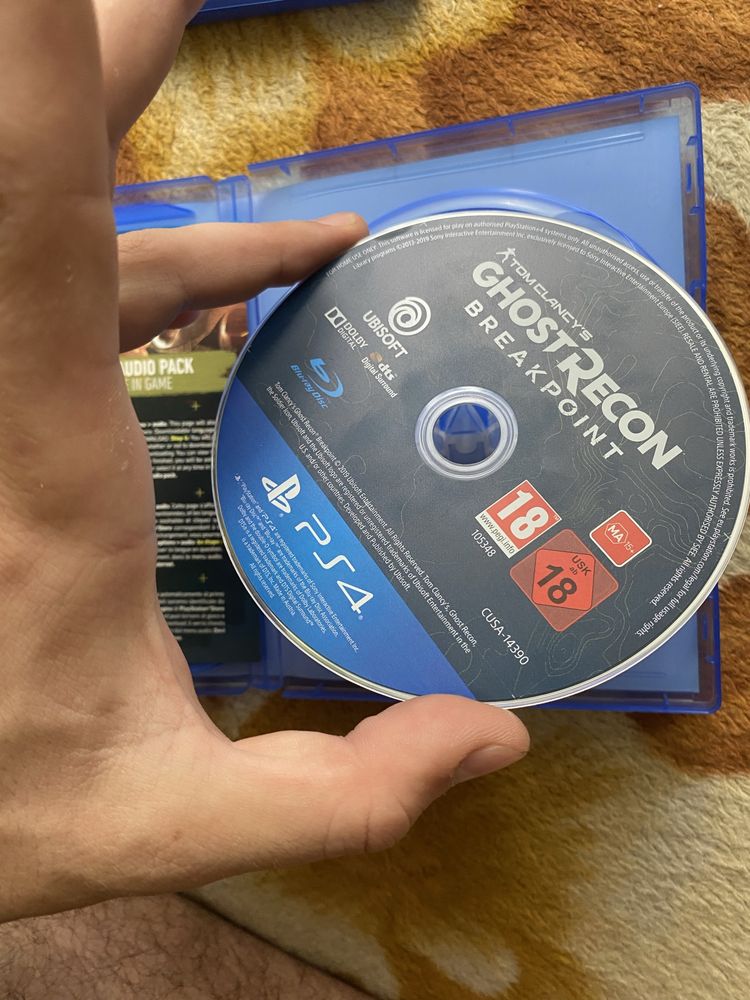 Fifa 21 і GHOST RECON BREAKPOIT на PS 4 в новому стані