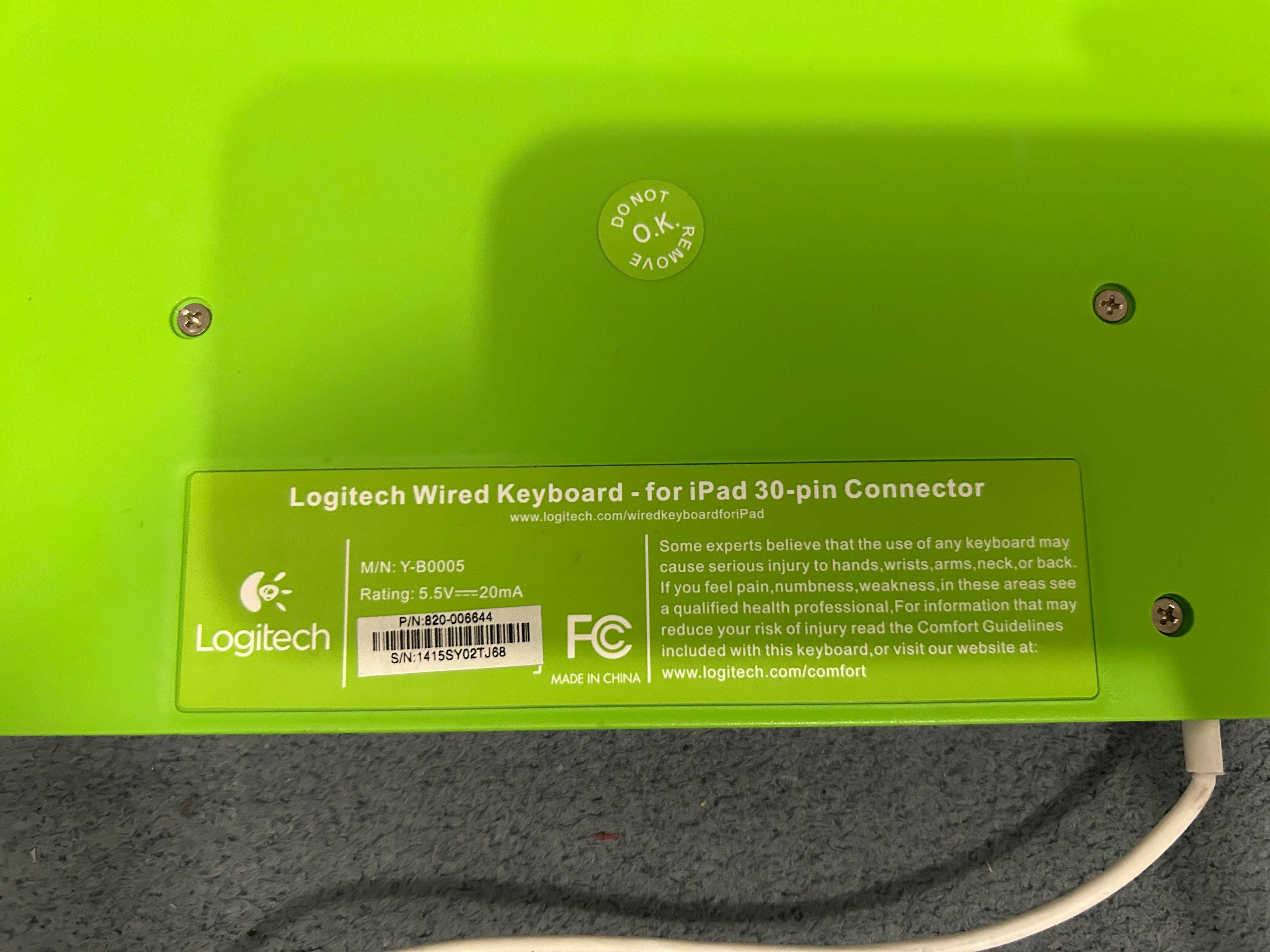Проводна Клавіатура Logitech 30-Pin Connector Y-B0005 для Apple iPad