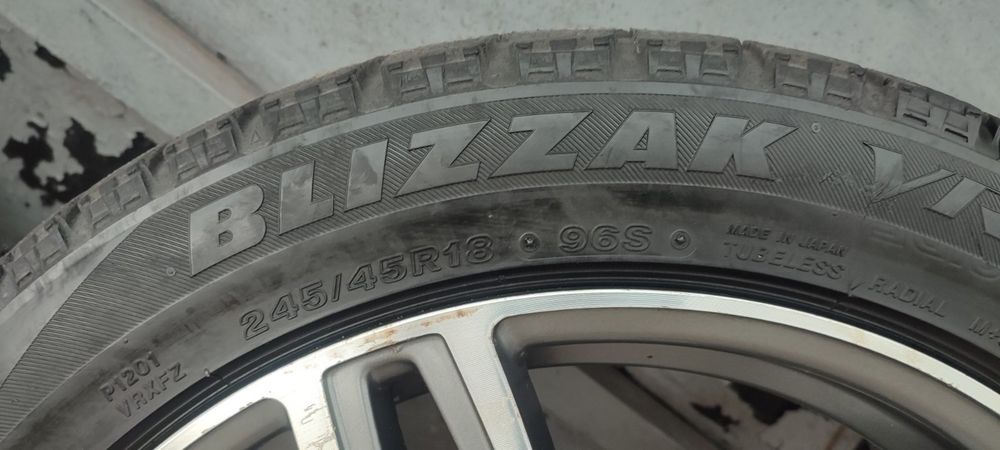 Диски r18 с резиной Bridgestone BLIZZAK VRX 245/45/18