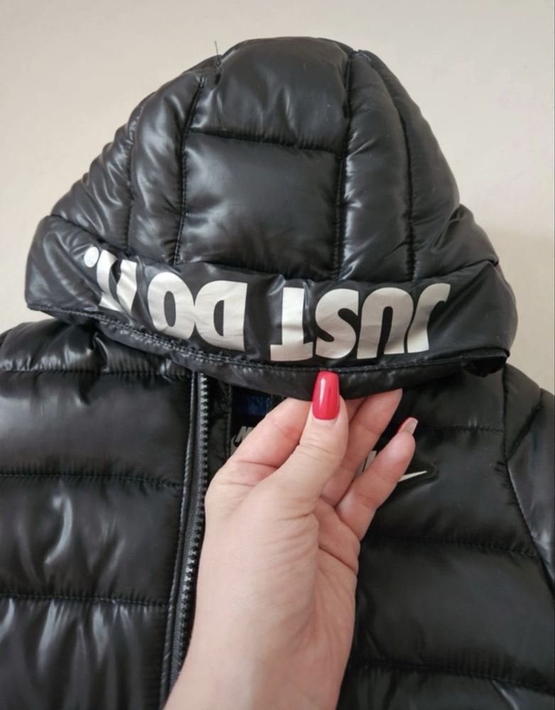 Kurtka chłopięca z kapturem zimowa ocieplana Nike just do it 74-80