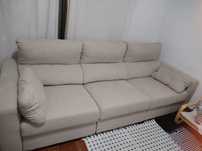 Sofa 3 /4 lugares IKEA com 2 anos de uso os 3 lugares são extensíveis.