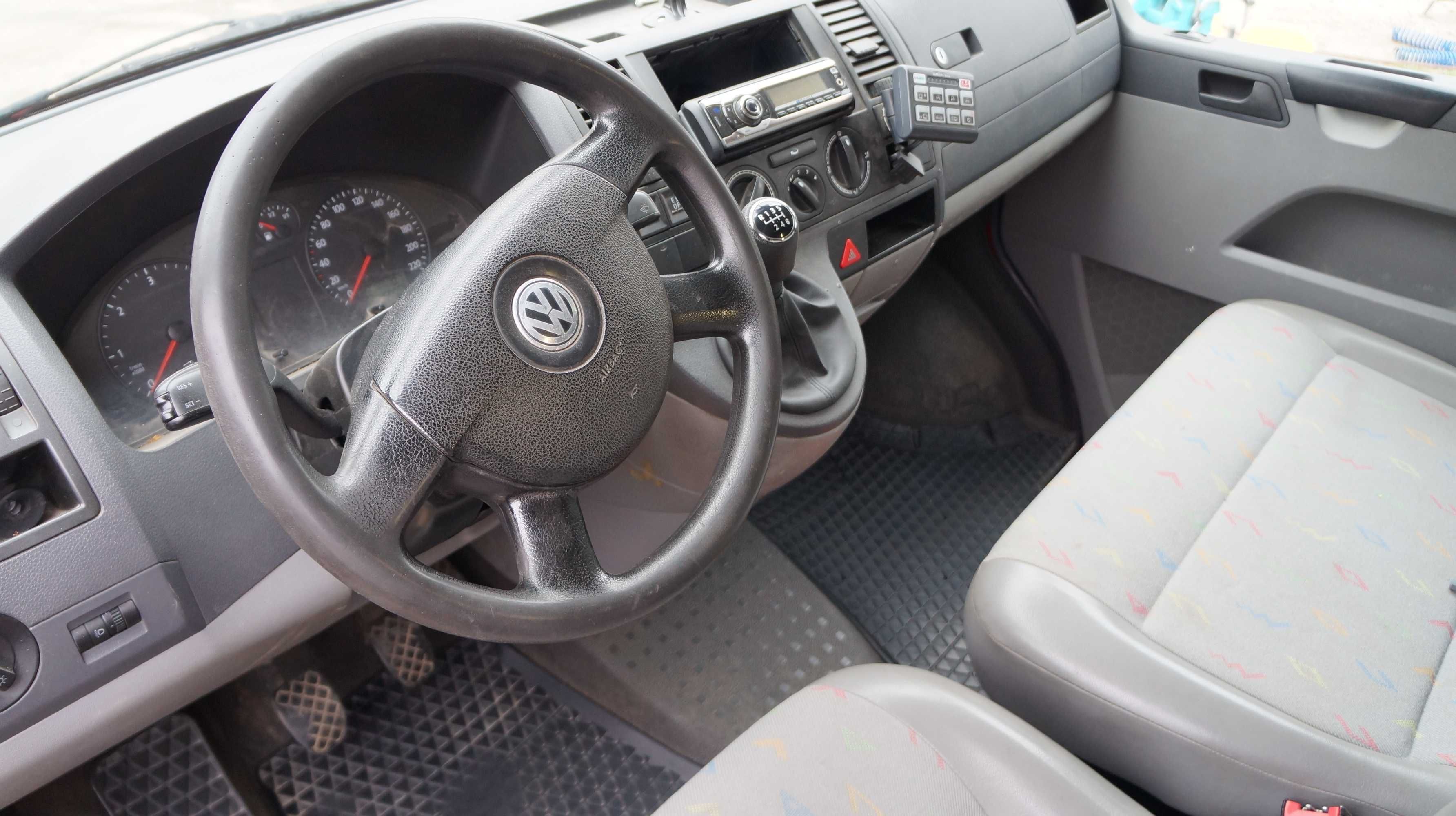 VW Transporter T5 4Motion Webasto Serwisowy dla Straży Pożarnej
