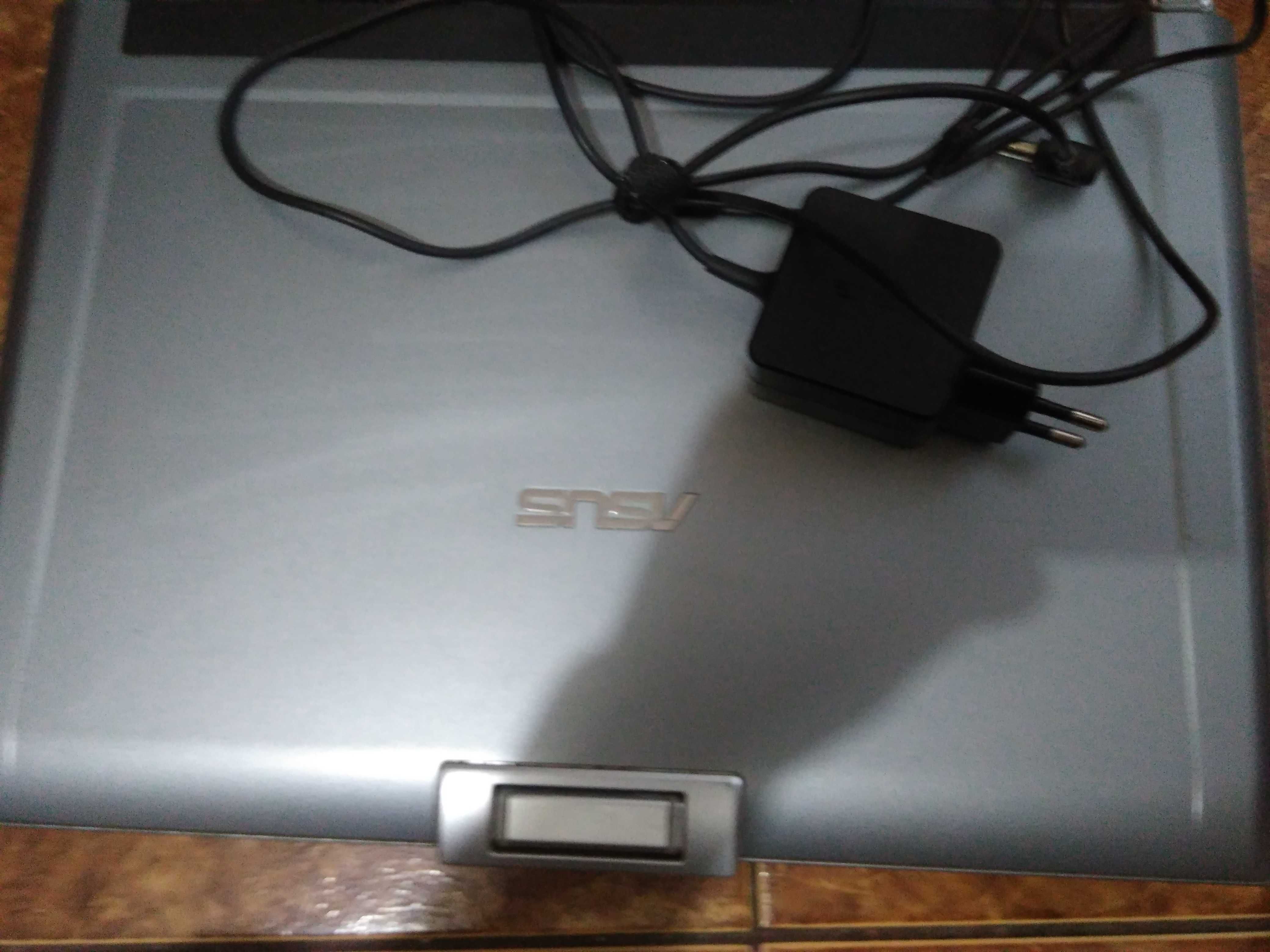 laptop asus 15 cali