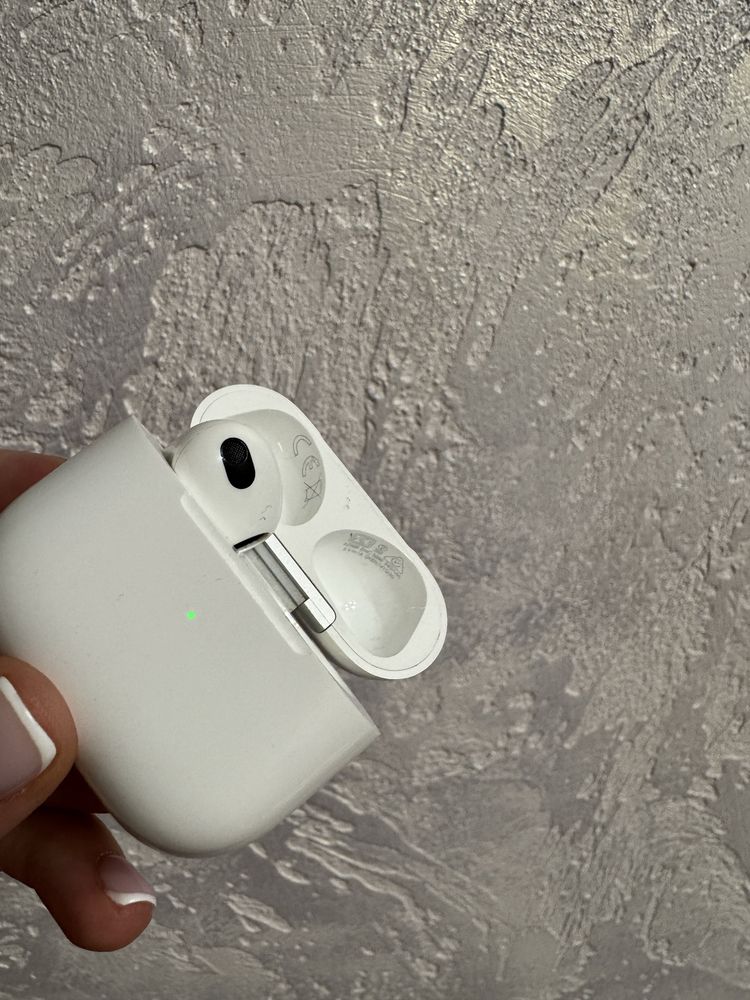 Оригінальні AirPods 3 — лівий навушник + кейс (Еірподс)