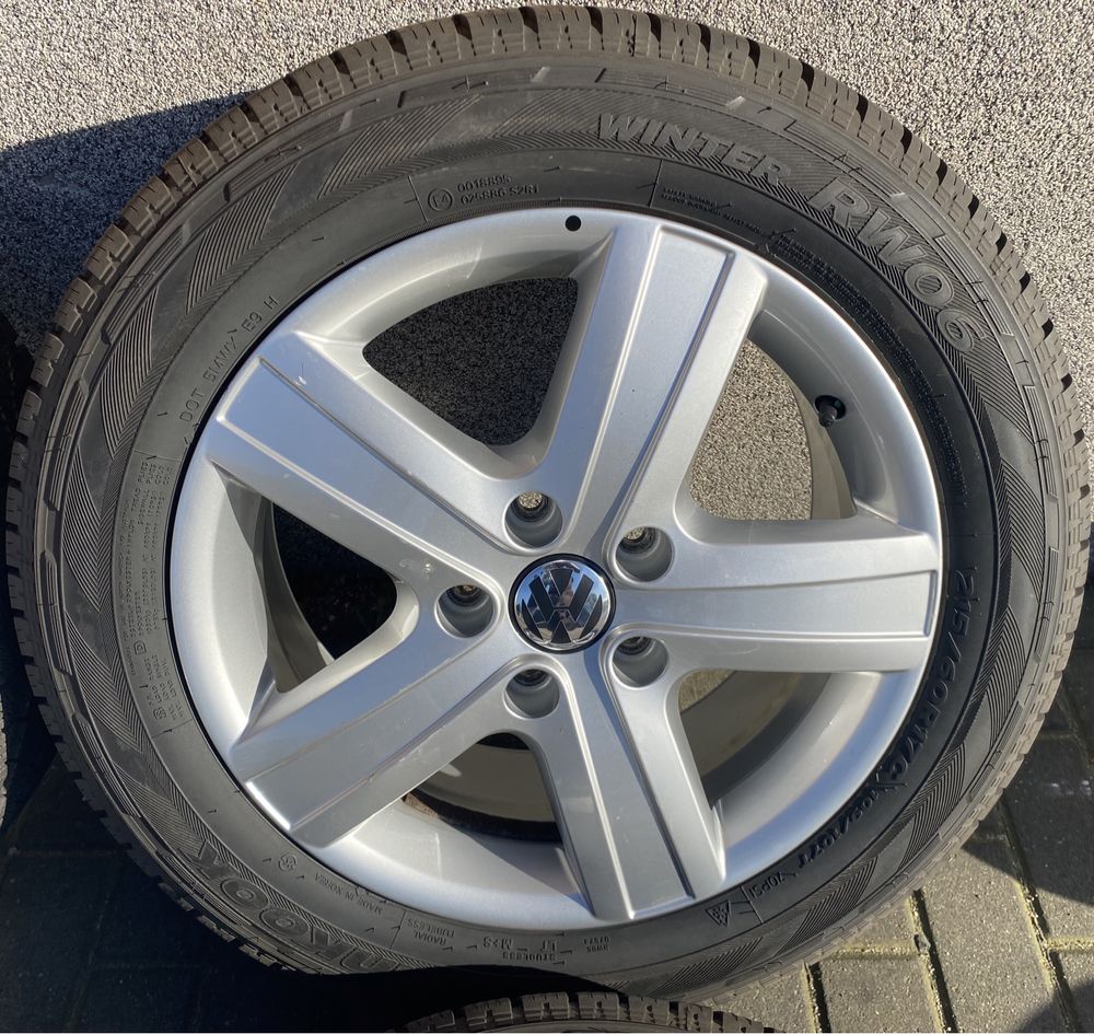 Alufelgi z oponami 215/60 R17C VW T5 T6 Transporter Multivan 7H0