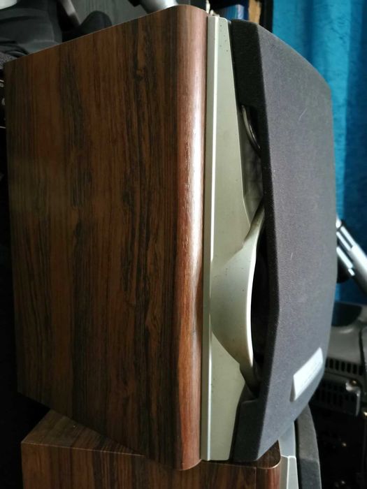 Colunas Aiwa SX-NAV554