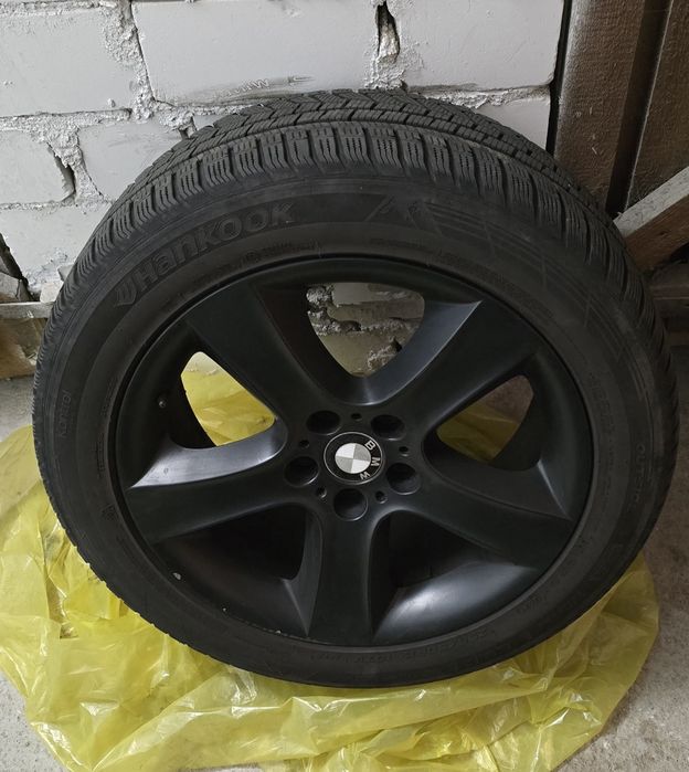 BMW X5 / X6 komplet felg 19” + opony zimowe Hankook 255/50 R19