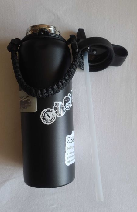 Термос ємність для води 1250 мл 2ні стінки трубочка кріплення (Канада)