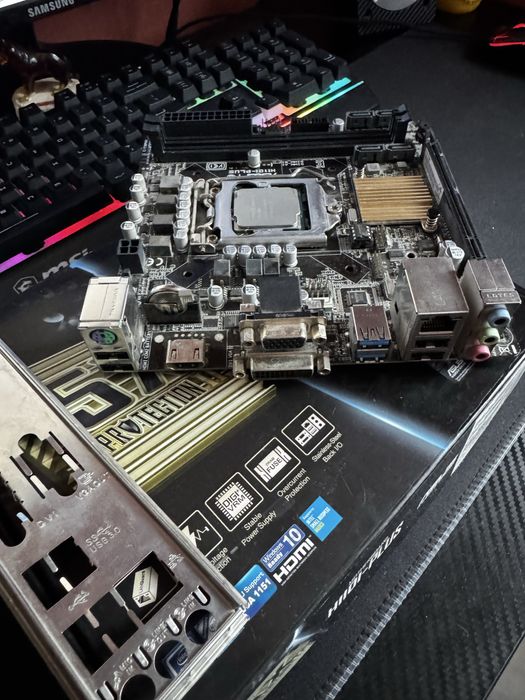 Asus H110I-PLUS + Procesor Core i5-7500 Płyta Główna Pc i7 itx Ddr4 i3