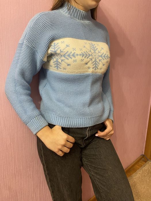 Продам теплый свитер