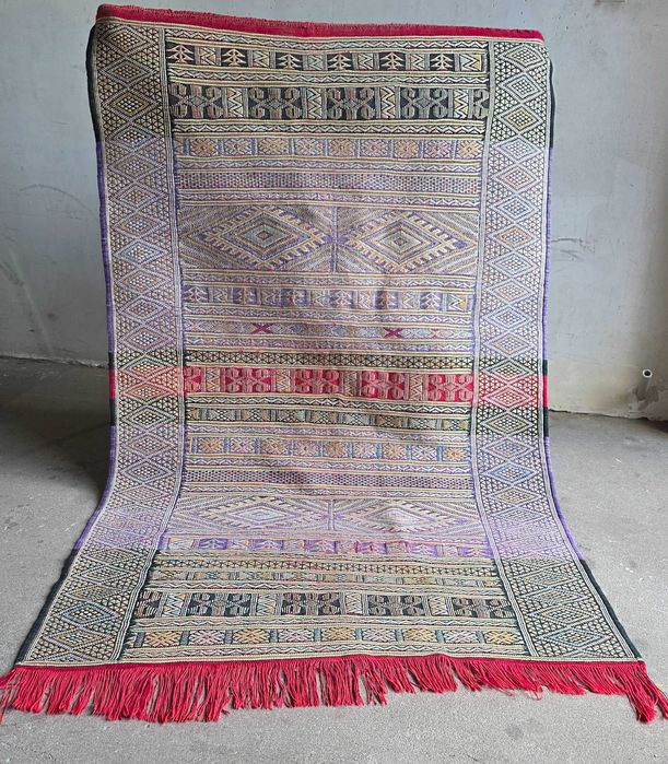 Wełniany kilim z Maroko,ręcznie tkany 214/130