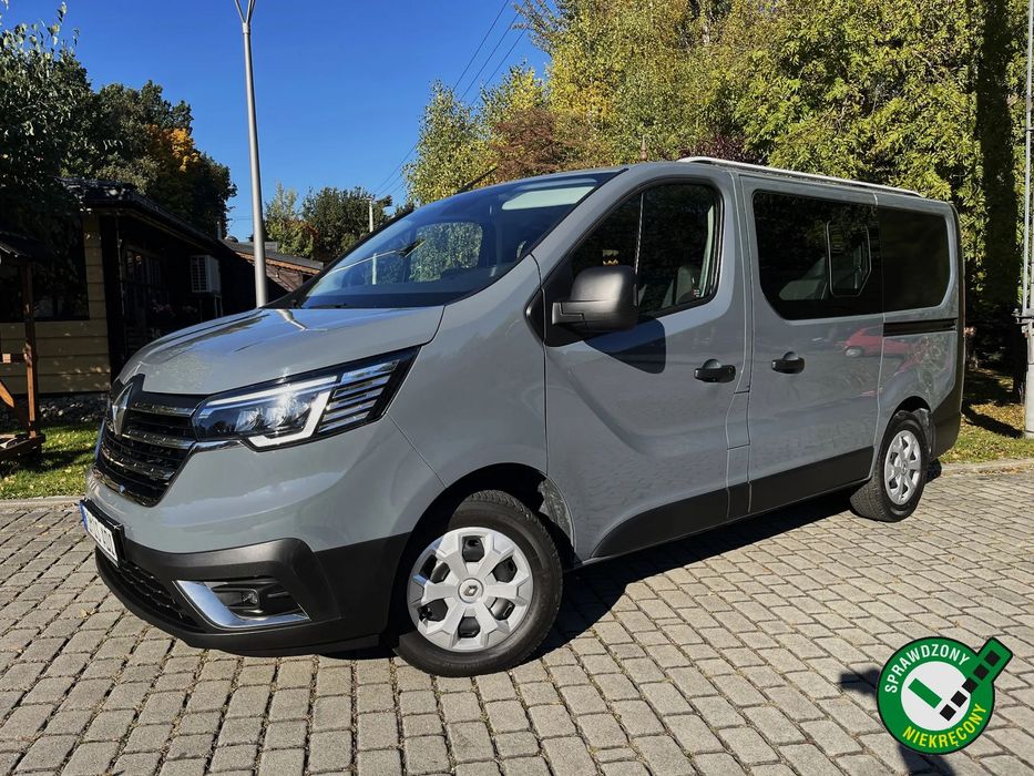 Renault Trafic LIFT AUTOMAT 2.0 DCI 150KM full led/6osobowy/kamera cofania/serwis/