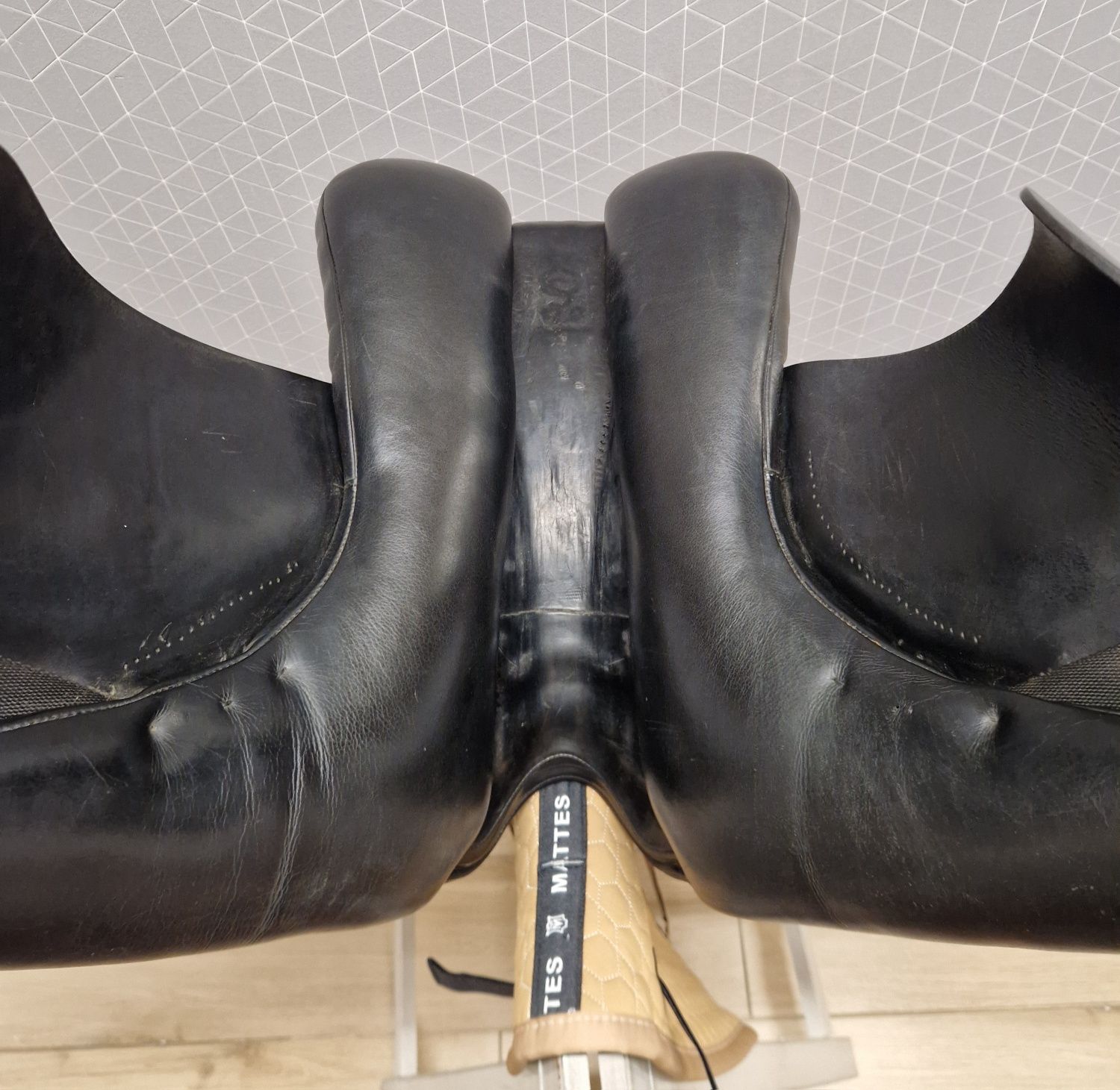Siodło ujeżdżeniowe Otto Schumacher Profi Dynamic E 17,5"
