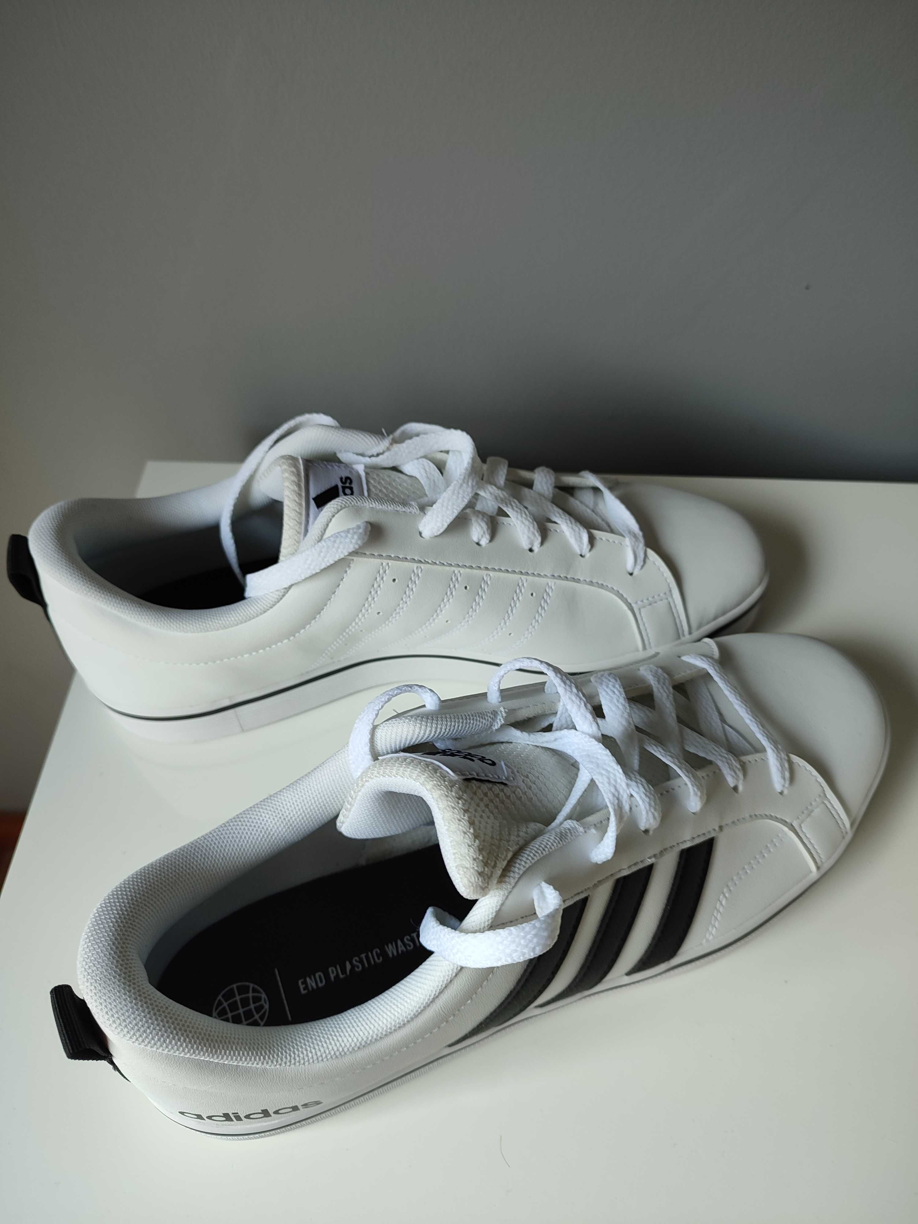 Sapatilhas Adidas VS PACE NOVAS sem uso