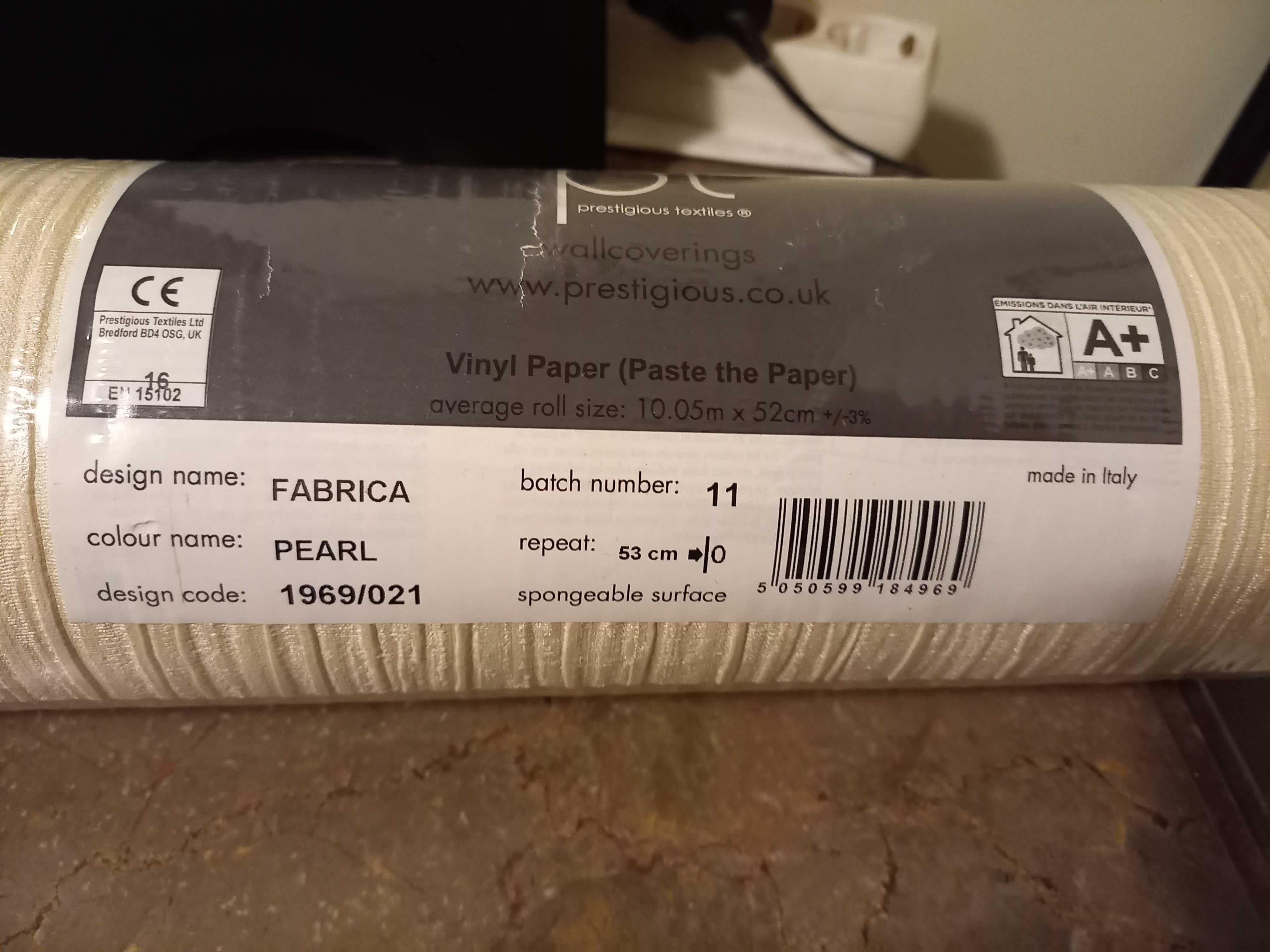 Papel de parede em beje - 1 rolo de 10 metros e de 53 cm de largura
