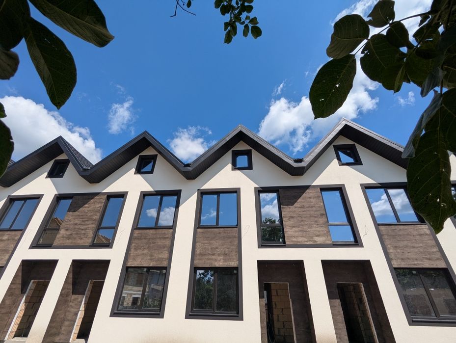 Таунхаус в Бучі з газом