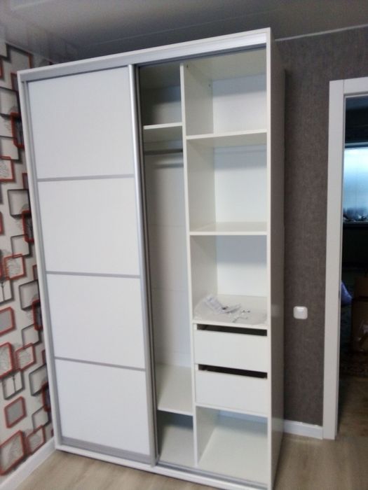 Сборщик поможет со сборкой корпусной мебели