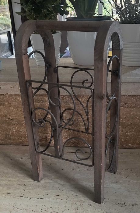 Stojak na wino drewniany metalowy na 3 butelki