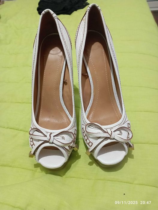 Sapatos Zara como novos