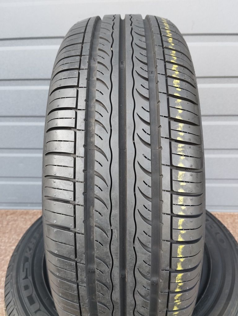 185.60r14 Kumho Solus KH17, літні шини колеса 2шт