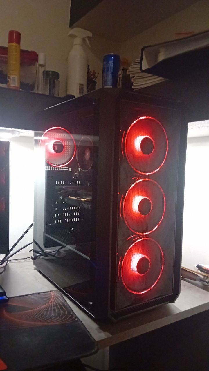 Komputer Stacjonarny Do Gier r5/rtx4060