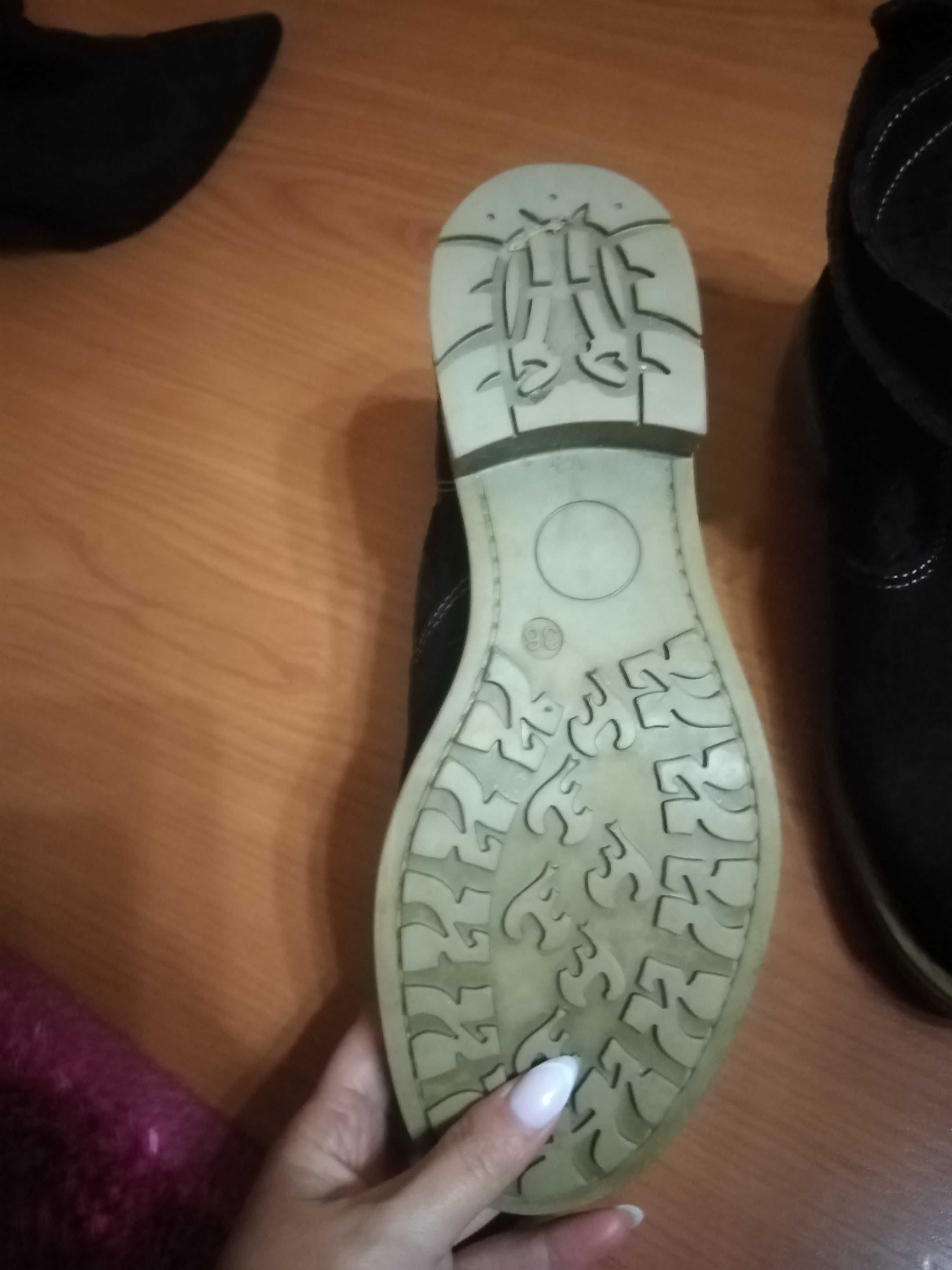 Botas tamanho 36