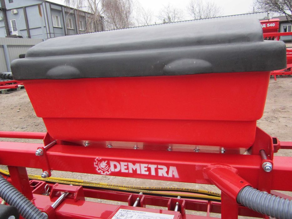 Банка тукова УПС апарат туковисівний під добрива КРН