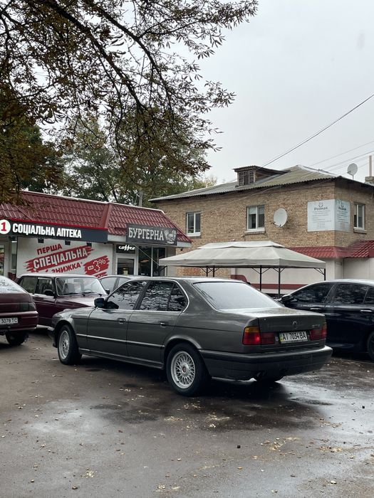 Продам BMW 535 е34