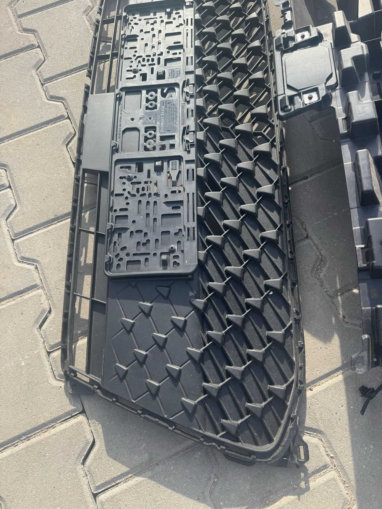 Kratka - wzmocnienie zderzaka Toyota Aygo X 2022 rok bez radaru