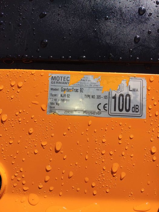 Tractor corta relva