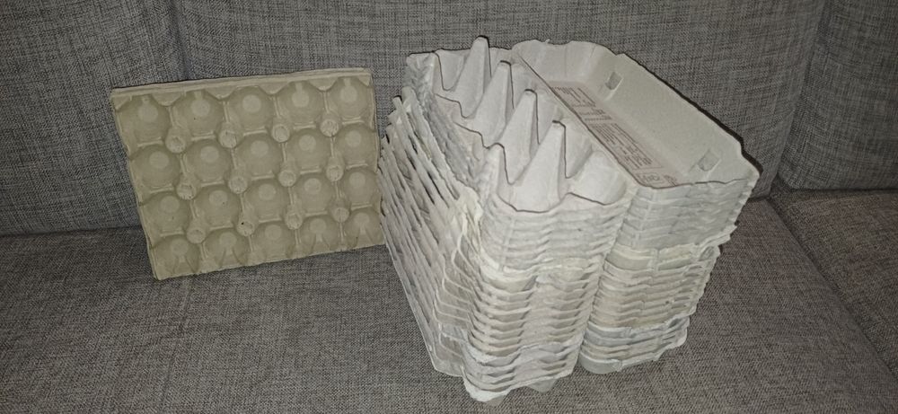 Zamykane wytłaczanki na 10 jajek