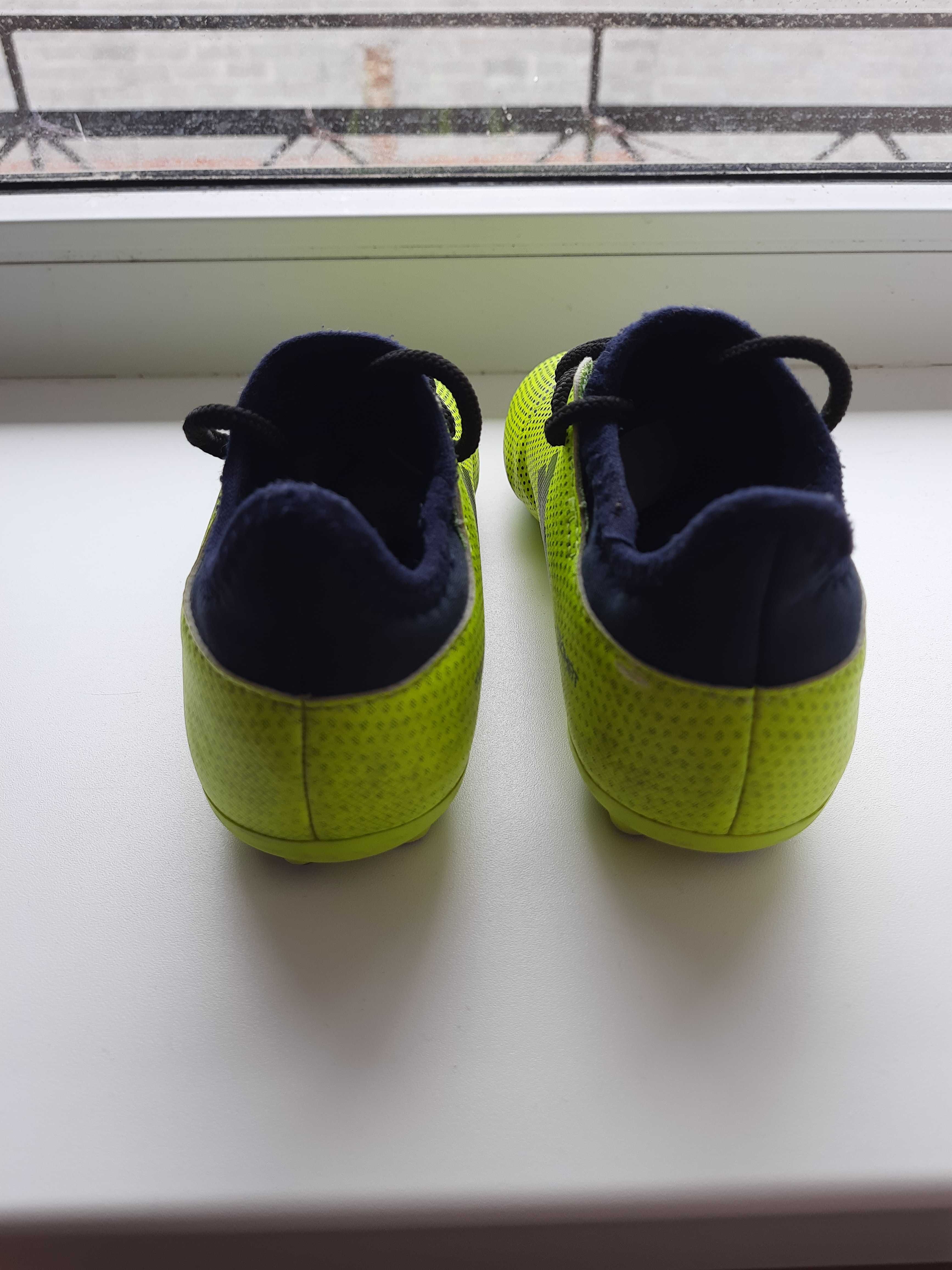 Дитячі футбольні копочки бутси буци Adidas р.29(17,5 см)