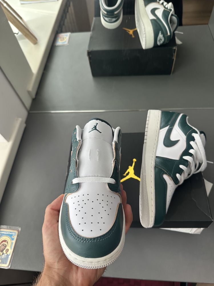 Кроссівки Nike Air Jordan 1 Low Se Green/White FQ7687-300