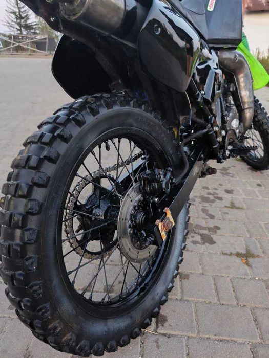 Kawasaki кмх 125