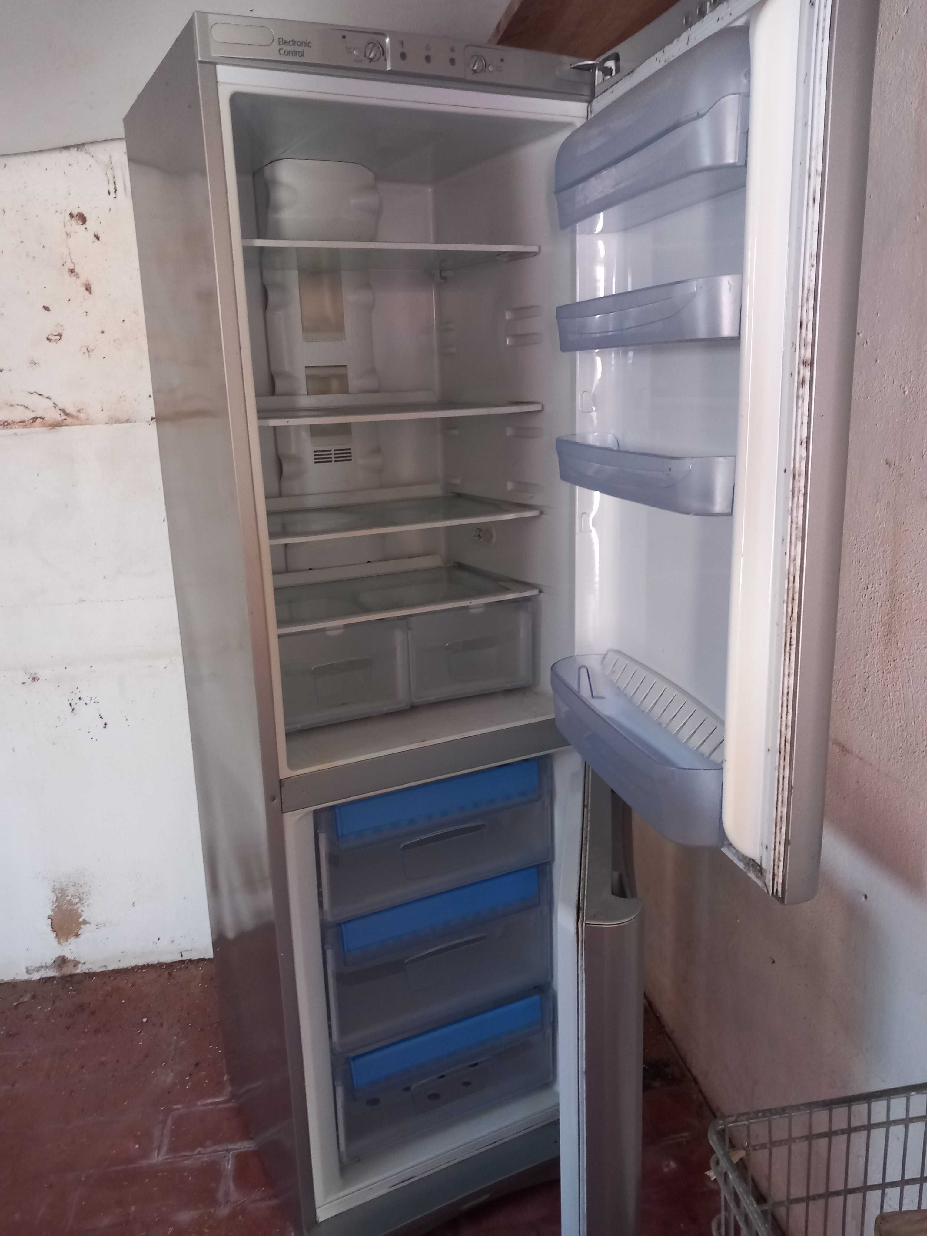 Frigorifico combinado indesit para pecas