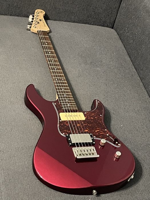 Yamaha Pacifica 311H