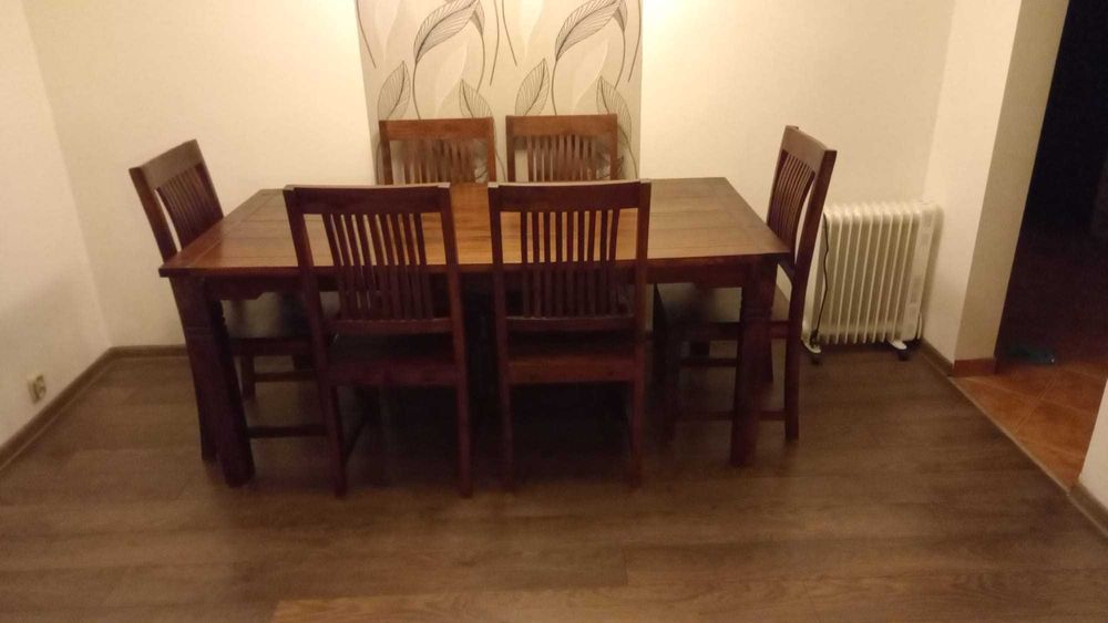 drewniany stół + 6 krzeseł
