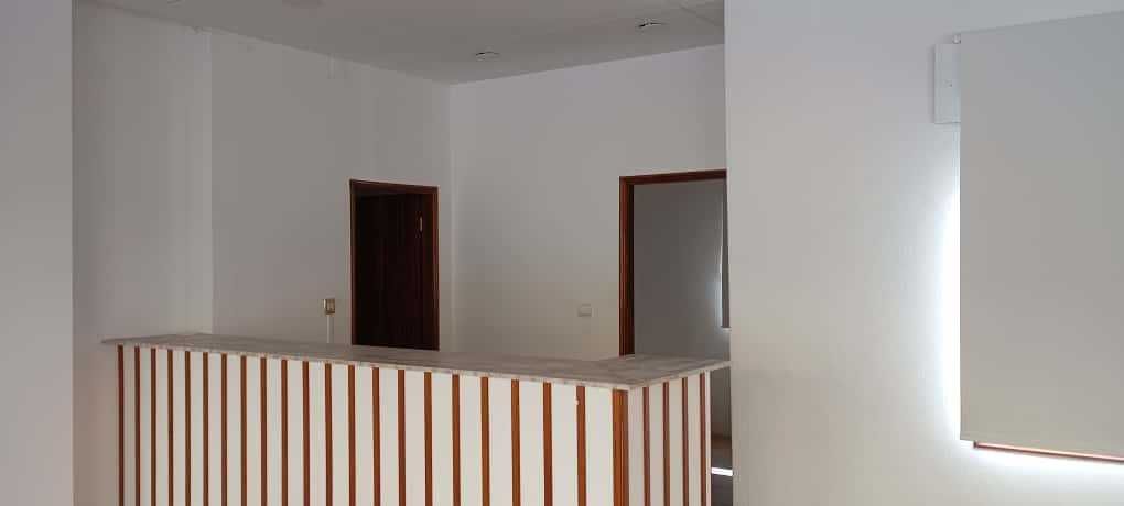 [ARRENDA-SE] Loja comercial na Vila de Baião - Ampla e Central.