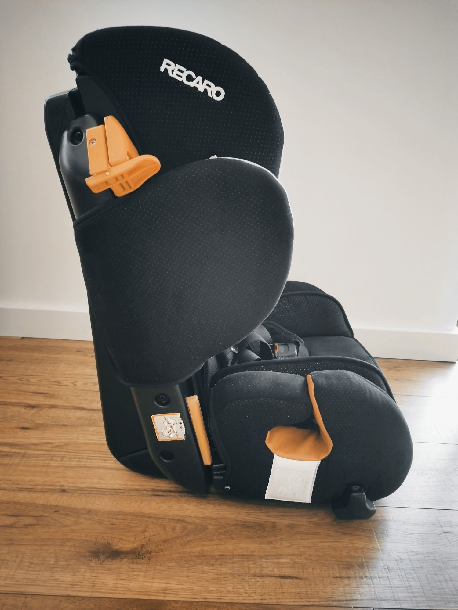 Fotelik Recaro young sport  9-36 kg