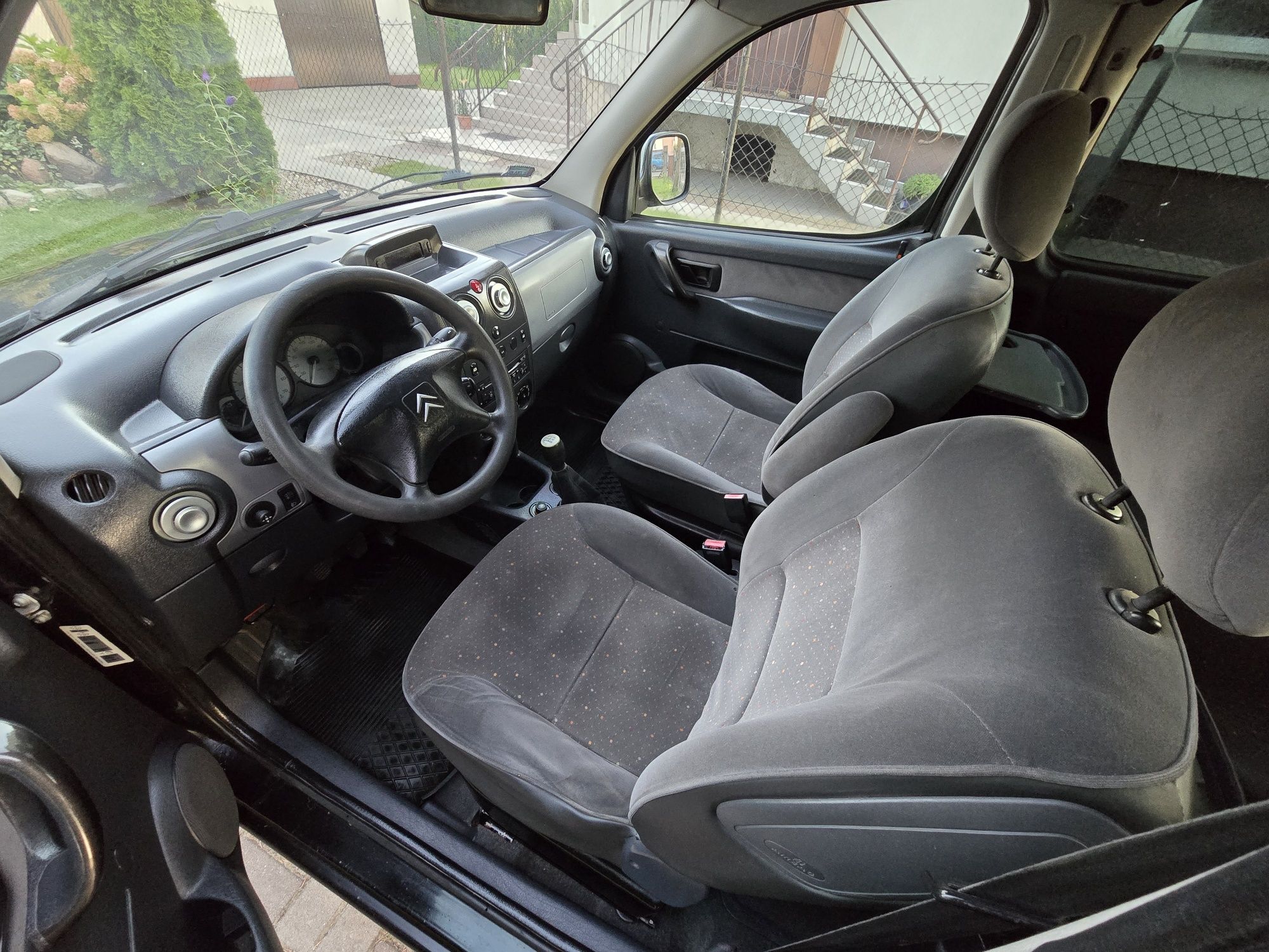 Citroen Berlingo 1.6hdi 90km  bez dpf i dwumasy/Tempomat /Hak
