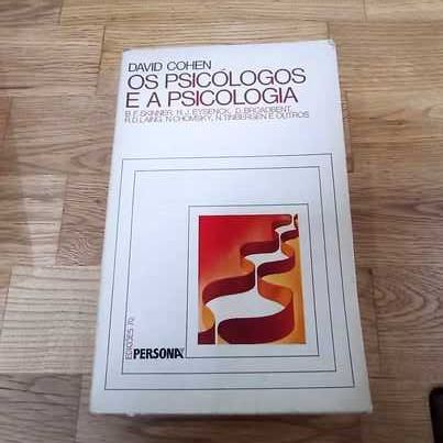 vendo livro os pscicologos e a psicologia