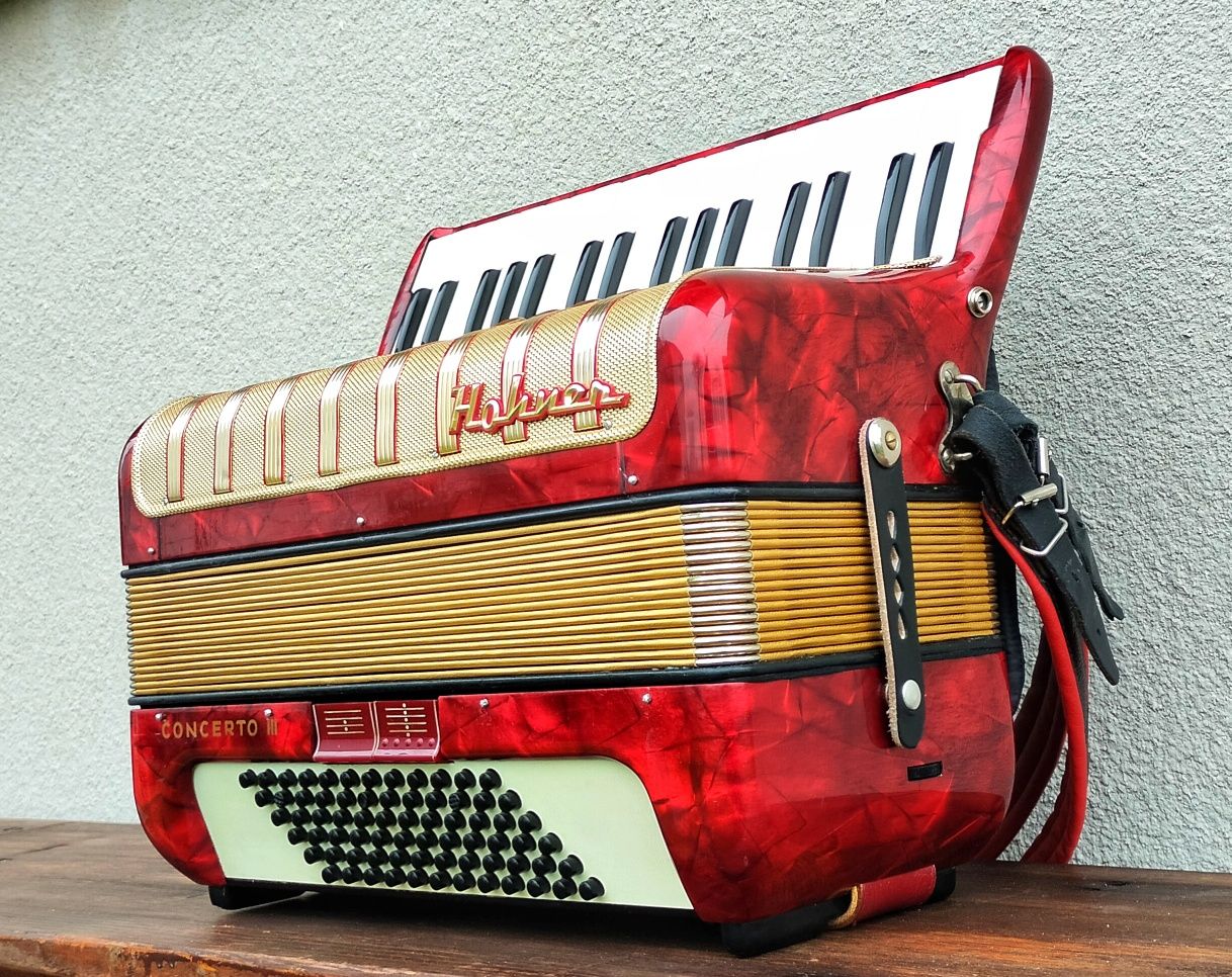Akordeon Hohner Concerto III 72 basy - piękny stan !