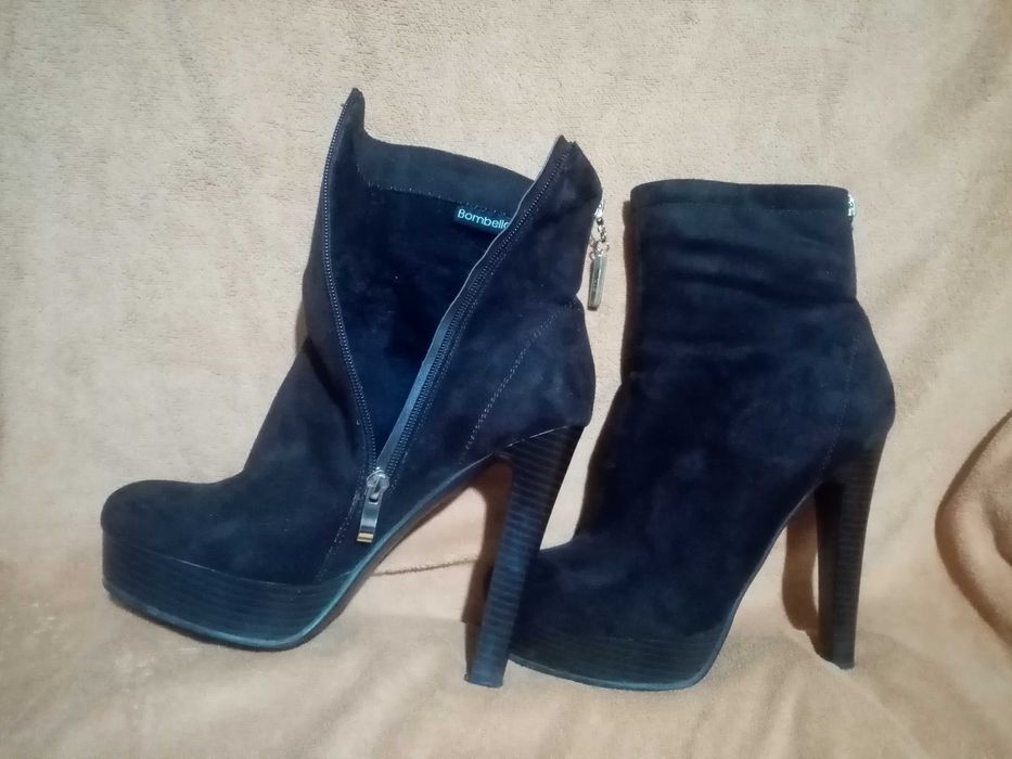 Сапожки жіночі 39р в гарному стані