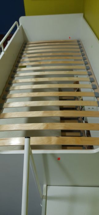 Łóżko pięteowe 3 letnie