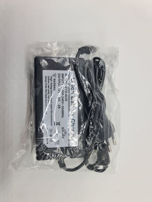 Carregador bateria para portátil Li-ion 42v 2A - novo