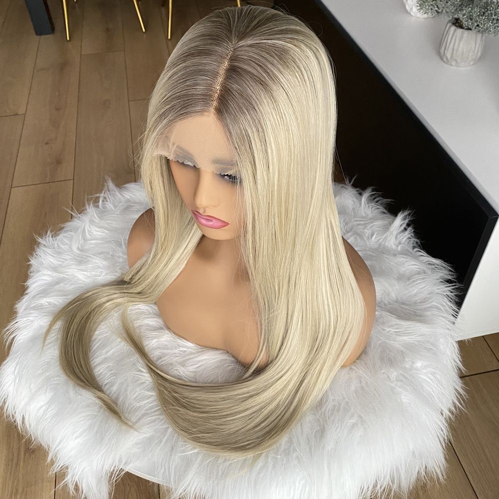 Peruka lace front platynowa z odrostem