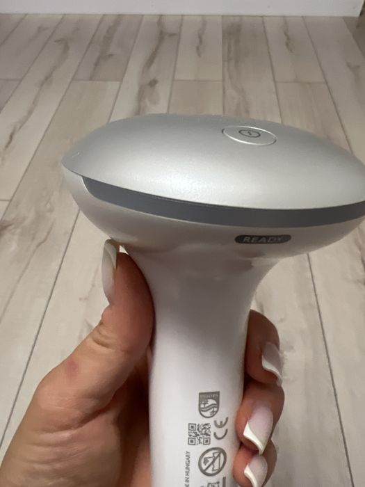Продаю епілятор Philips Lumea SC1999/00