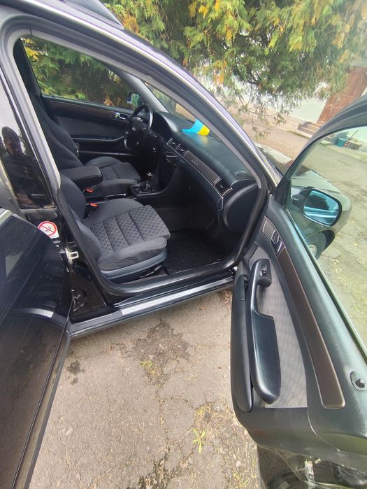 Ауді а6 с5 універсал квадро